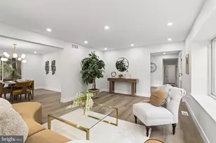 2 Harwood Dr, Voorhees, NJ 08043 - Photo 10