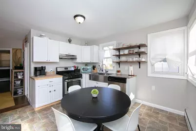 521 5th Avenue, Barrington, NJ 08007 - Photo 8