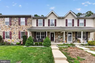33 Normans Ford Dr, Sicklerville, NJ 08081 - Photo 1