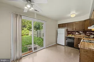 14 Hathaway Dr, Sicklerville, NJ 08081 - Photo 10