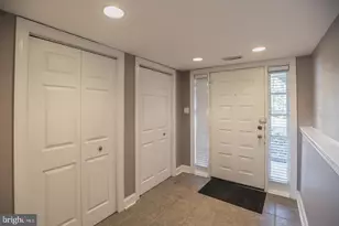127 Kings Crft, Cherry Hill, NJ 08034 - Photo 2