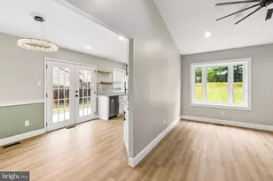 48 Pershing Ln, Sicklerville, NJ 08081 - Photo 2
