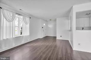 10 Franklin Pl, Voorhees, NJ 08043 - Photo 4