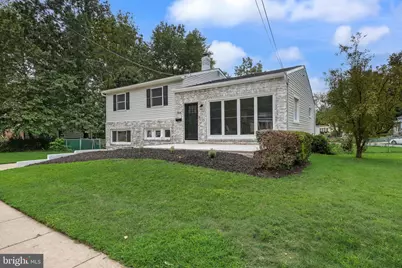 305 Fairview Avenue, Somerdale, NJ 08083 - Photo 2