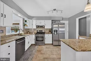 415 Preston Rd, Cherry Hill, NJ 08034 - Photo 6