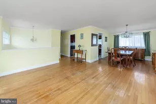 1037 Lynwood Ln, Somerdale, NJ 08083 - Photo 8