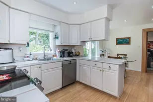 1760 Morris Dr, Cherry Hill, NJ 08003 - Photo 22