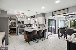 5 Chateau Dr, Cherry Hill, NJ 08003 - Photo 4