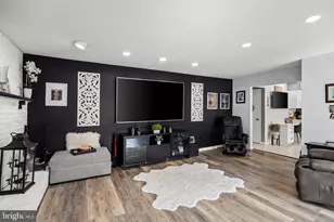 5 Chateau Dr, Cherry Hill, NJ 08003 - Photo 18