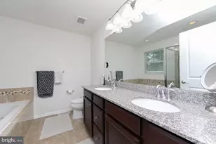 28 Regency Ct, Cherry Hill, NJ 08002 - Photo 12