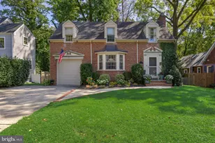 77 Park Dr, Cherry Hill, NJ 08002 - Photo 1