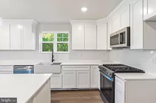 212 Lotus Ave, Voorhees, NJ 08043 - Photo 10