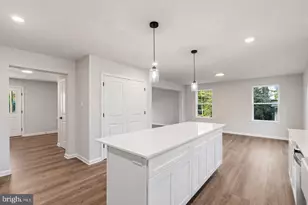 212 Lotus Ave, Voorhees, NJ 08043 - Photo 8