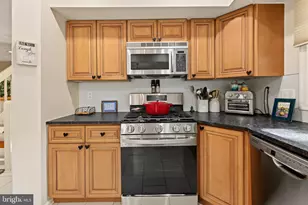 1409 Chanticleer Dr, Cherry Hill, NJ 08003 - Photo 18