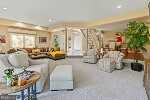 1409 Chanticleer Dr, Cherry Hill, NJ 08003 - Photo 10
