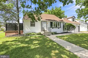 533 Dubois Ave, Barrington, NJ 08007 - Photo 2