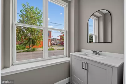 563 Bailey Street, Camden, NJ 08102 - Photo 10