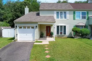 26 Dickenson Dr, Sicklerville, NJ 08081 - Photo 2
