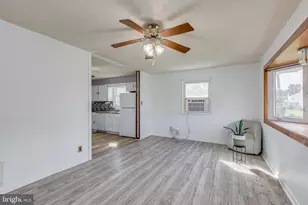 443 Flanders Rd, Bellmawr, NJ 08031 - Photo 6