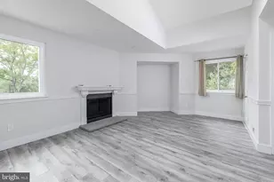1004 Berwyck Ct, Sicklerville, NJ 08081 - Photo 2