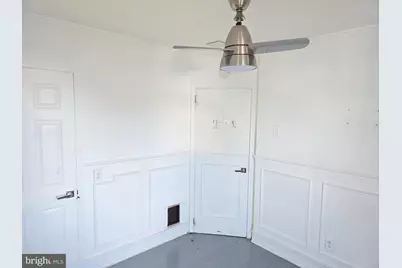 407 Paris, Brooklawn, NJ 08030 - Photo 30
