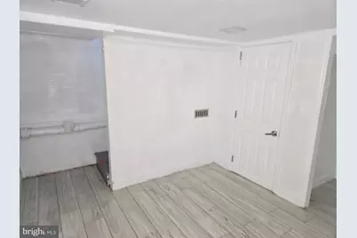 407 Paris, Brooklawn, NJ 08030 - Photo 20