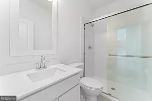 27 Cottonwood Ave, Berlin, NJ 08009 - Photo 16