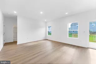 27 Cottonwood Ave, Berlin, NJ 08009 - Photo 12