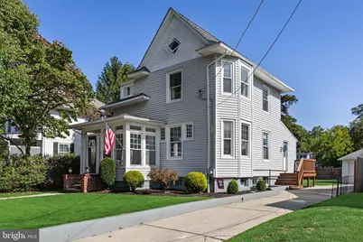 203 S Atlantic Avenue E, Stratford, NJ 08084 - Photo 2