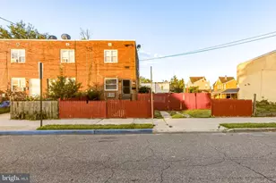 917 Beideman Ave, Camden, NJ 08105 - Photo 1
