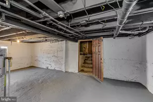 8435 Eden Ln, Pennsauken, NJ 08110 - Photo 32