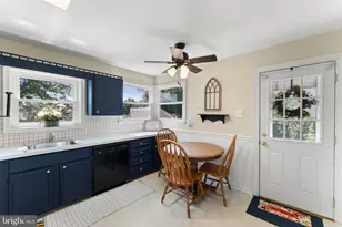 512 Cloverdale Rd, Gloucester Township, NJ 08012 - Photo 8