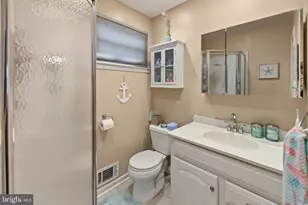 23 Goshawk Ct, Voorhees, NJ 08043 - Photo 28