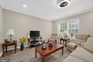 5 Thornhill Ct, Sicklerville, NJ 08081 - Photo 4