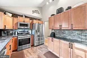 211 Cahnt Ave, Berlin, NJ 08009 - Photo 26