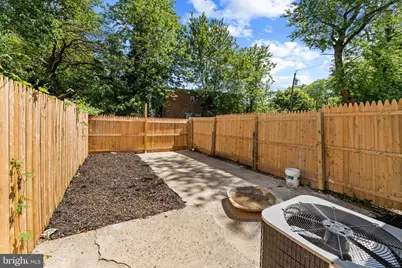 974 S 8th Street, Camden, NJ 08103 - Photo 10