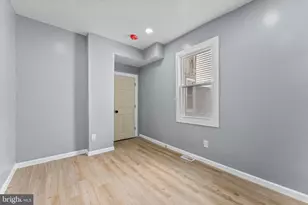 974 S 8th St, Camden, NJ 08103 - Photo 12
