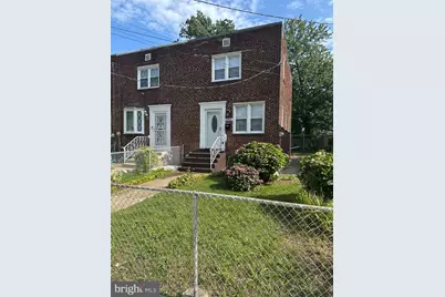 1358 Sayrs Avenue, Camden, NJ 08104 - Photo 2