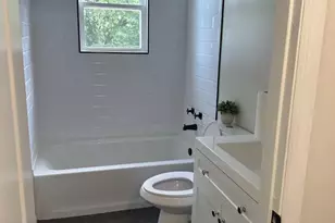 1358 Sayrs Ave, Camden, NJ 08104 - Photo 16