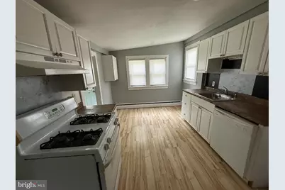 122 Princeton Avenue, Gloucester City, NJ 08030 - Photo 2