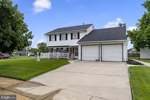 1 Avella Ln, Sicklerville, NJ 08081 - Photo 2