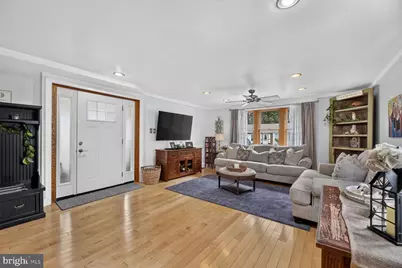 27 Higgins Avenue, Clementon, NJ 08021 - Photo 4
