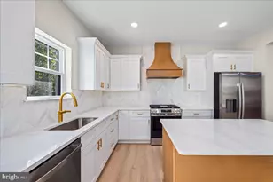 104 Blue Anchor, Sicklerville, NJ 08081 - Photo 14