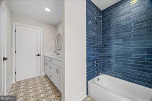 104 Blue Anchor, Sicklerville, NJ 08081 - Photo 22