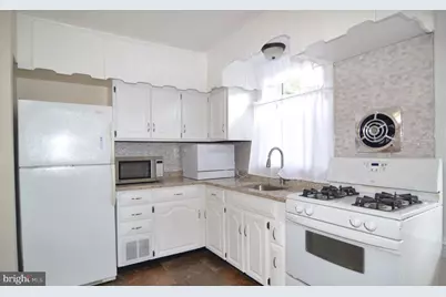 17 W Summit Avenue, Haddonfield, NJ 08033 - Photo 6