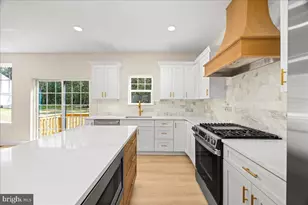 106 Blue Anchor Rd, Sicklerville, NJ 08081 - Photo 16