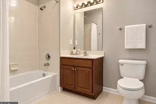 226 Breeders Cup Dr, Cherry Hill, NJ 08002 - Photo 18
