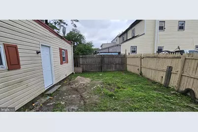 109 N Burlington Street, Gloucester City, NJ 08030 - Photo 12