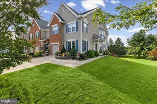19 Augusta Ln, Gloucester Township, NJ 08012 - Photo 4