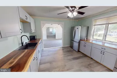 10 E Batten Avenue, Gloucester Township, NJ 08012 - Photo 16